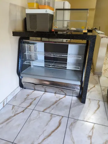 Freezer para bolos e tortas Black Toop Ormifrio 1,25