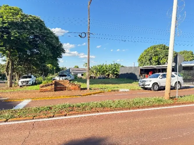 Terreno à venda na Avenida Castelo Branco em Novo Sarandi-PR