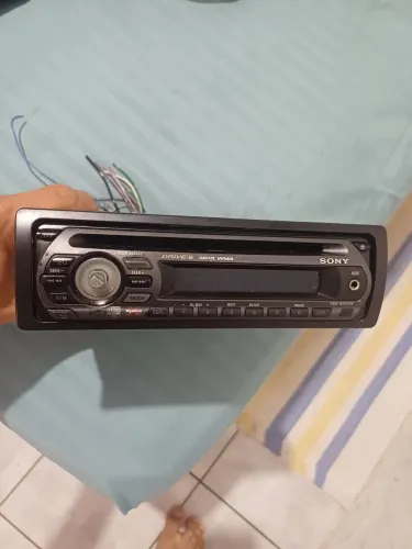 Som automotivo Cd ,rádio e entrada auxiliar