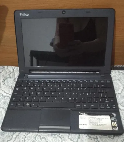 Netbook - R$180,00 a tela não está ligando - fonte e estruturas novas
