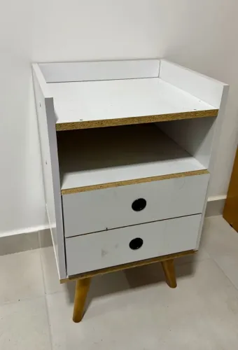 Mesa De Cabeceira/criado 2 Gavetas Pés Palito