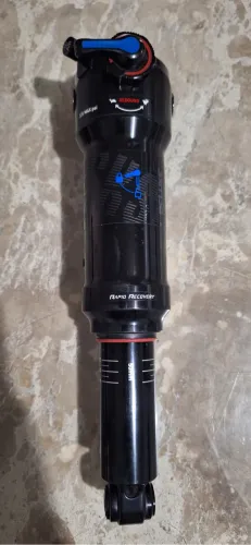 Suspensão Shock traseiro rock shox