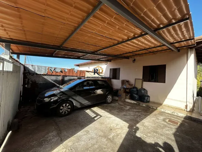 Casa com Laje, 2 Quartos (1 Suíte) + Casa de Apoio | Lote de 500m² | Etapa 1 Mansões Entr