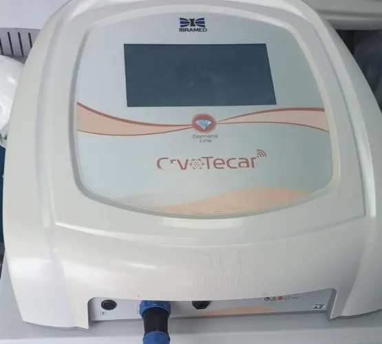 Aparelho Cryotecar Ibramed - Criofrequência e Tecarterapia