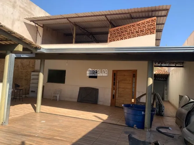 Casa com 2 dormitórios e área de lazer no bairro Residencial Guilherme Borges de Oliveira