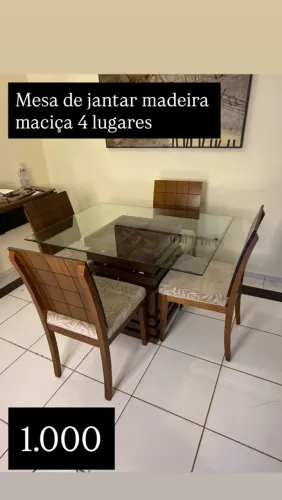 Mesa de jantar 4 lugares madeira maciça
