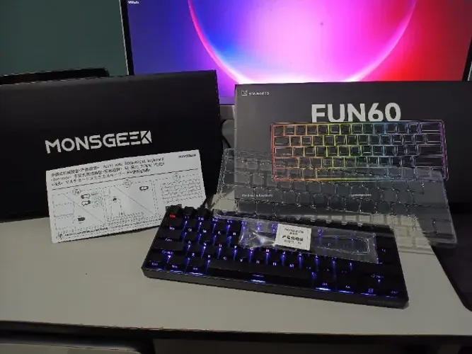 Teclado MonsGeek FUN60