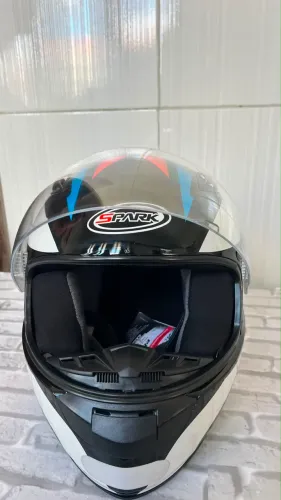 Capacete original nunca usado