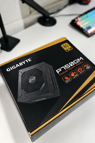Fonte Gigabyte 750W 80 Plus Gold Full Modular