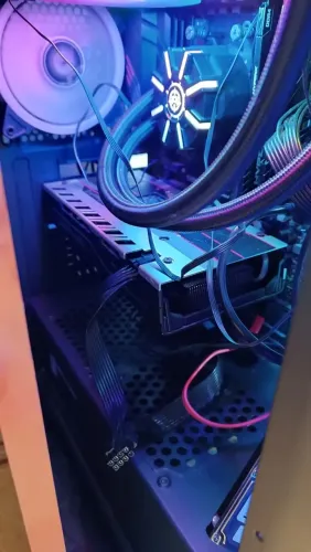 Radeon RX 590 8GB