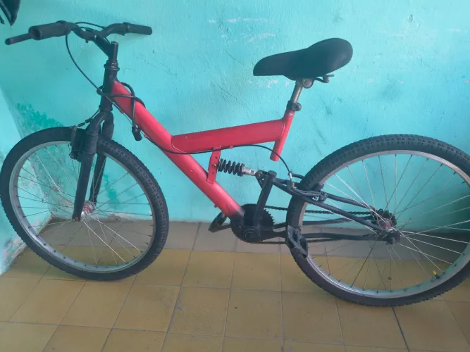 Bicicleta vermelha
