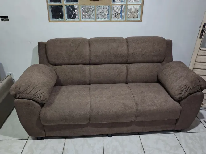 Sofá 3 Lugares Cama inBox Paris com 2,02mts e Revestido em Bouclé - Marrom novo sem uso