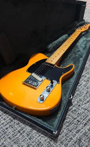 Guitarra telecaster Tagima com Case