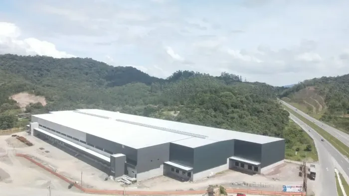 Galpões de 7.371 m2 Navegantes sc Bairro Escalvado
