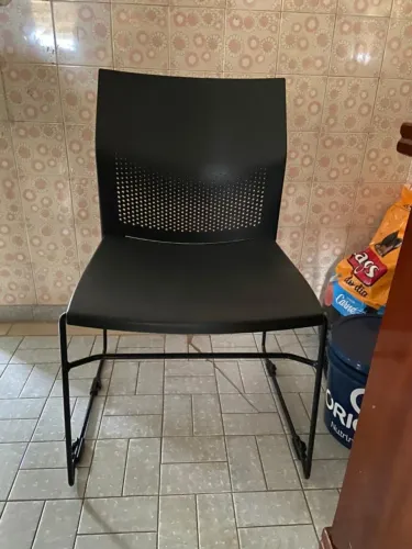 CADEIRA DE ESCRITORIO - 2 UNIDADES DISPONIVEIS 250,00 CADA