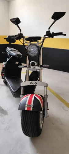 Lindíssima ? scooter sem uso