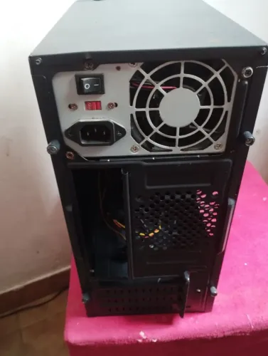 GABINETE GAMER + FONTE KNIP 220W - ACEITO CARTÕES