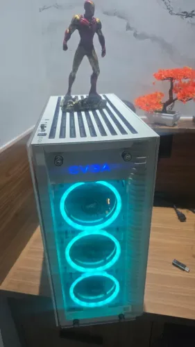 PC gamer potente: GTA 5, Resident Evil Requiem e Cyberpunk 2077 | 32GB RAM + 1,5TB SSD NVM