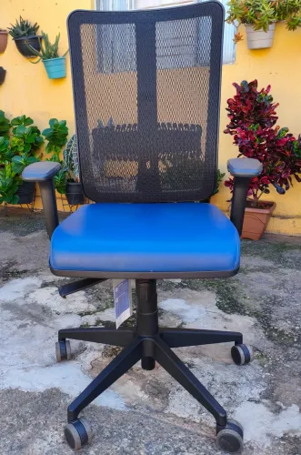 Cadeira Ergonômica na Tela