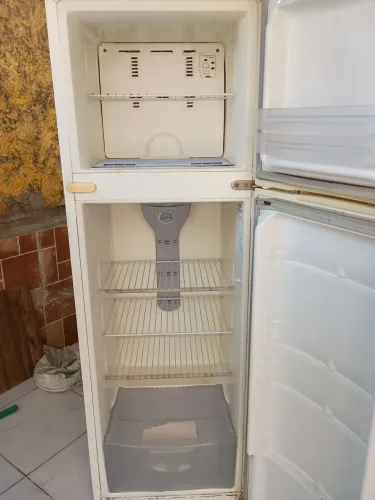 Geladeira Frost Free consul