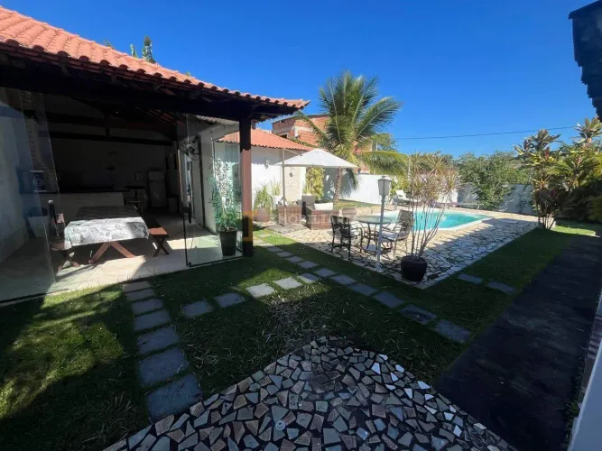 Casa à venda, 6 quartos, 1 suíte, 5 vagas, Outeiro - Araruama/RJ