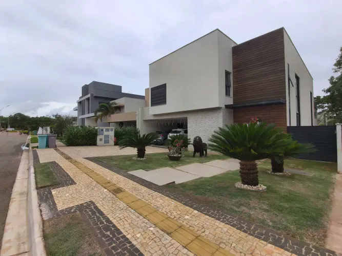 Casa com 4 Suítes, Piscina e Varanda Gourmet à Venda - Portal do Sol Green