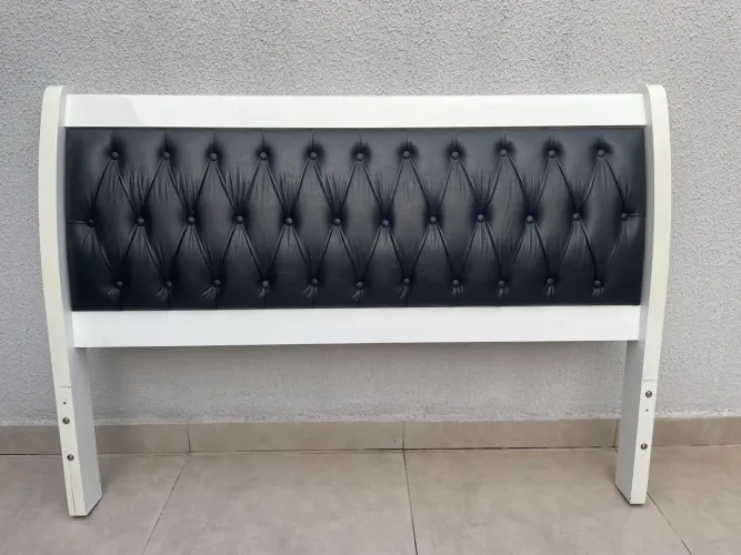 Cabeceira para cama Queen almofadada