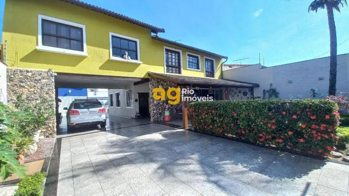 Aluguel | Casa Comercial de Alto Padrão com 6 Quartos, Piscina - 637 m² Portinho, Cabo Fri