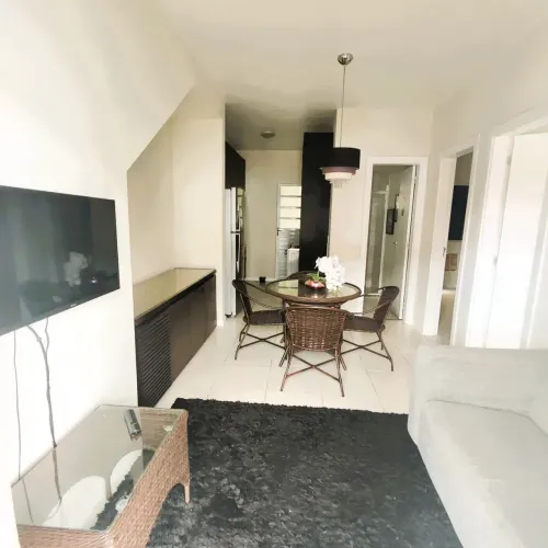 Vendo Apto no Cond. Largo Verona, mobiliado, c/ 2 quartos,  cozinha, área de serviço e 1 v