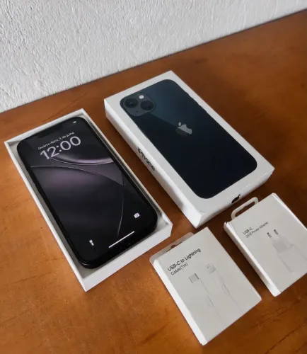 iPhone 13 128GB - Com Caixa Original e NF - Impecável