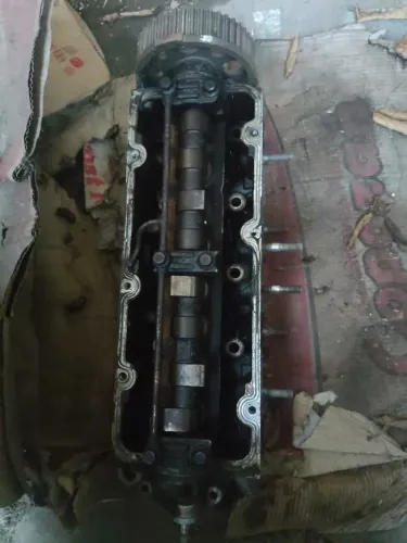 Cabeçote Fiat Palio e outros completo,  modelo D27 pra retificar 