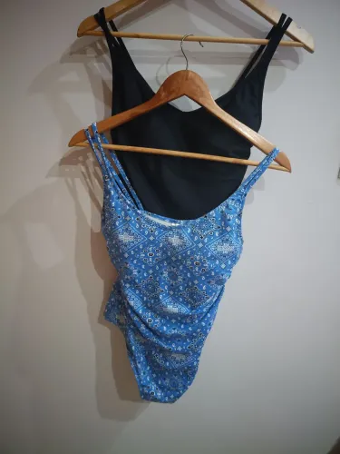 Combo 2 maiôs NOVOS sem uso Tam M e perfeitos