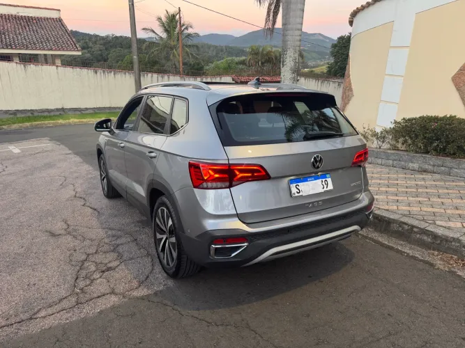 Volkswagen Taos Highline 1.4 250 TSI Flex AUT 2023