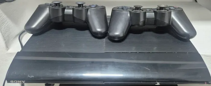 Playstation 3 super slim 