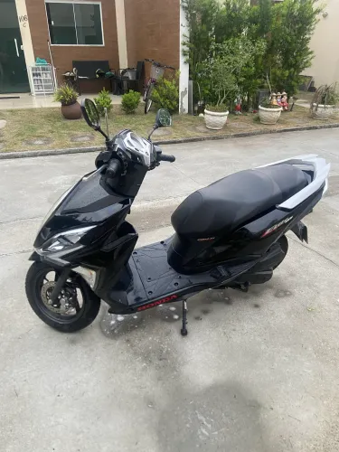 Honda elite 2021 em ótima estado de conservação