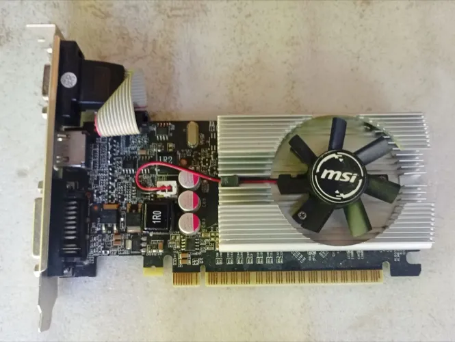 Placa de Vídeo GeForce GT 210