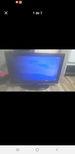 Vendo duas TV com defeito tela quebrada  58 polegadas Philco  ,buster 32 retirá interlagos