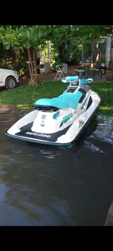 VENDO OU TROCO JET SKI SEADOO GTI 