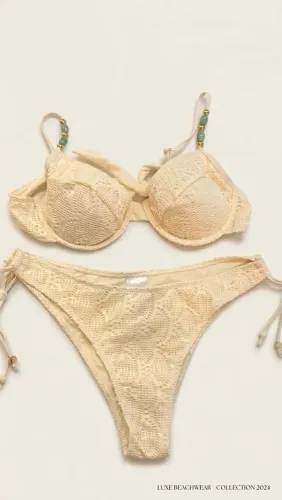 Biquíni tamanho g marca SHEIN