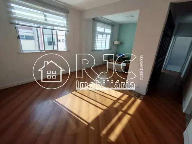 Apartamento : Padrão / Residencial / Tijuca