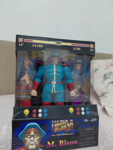Action Figure M. Bison Ultra Street Fighter II - Jada Toys (Escala 1/12)