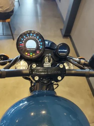 Shotgun 650cc Igor * )