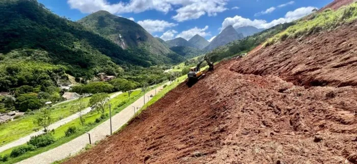 O condomínio é encantador, cercado de natureza ímpar, muita tranquilidade e requinte.