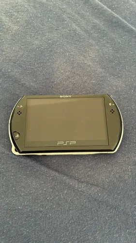PSP GO