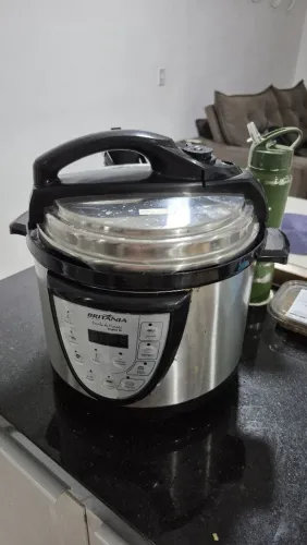 Panela de Pressão Elétrica Britânia Digital 5 Litros - Inox