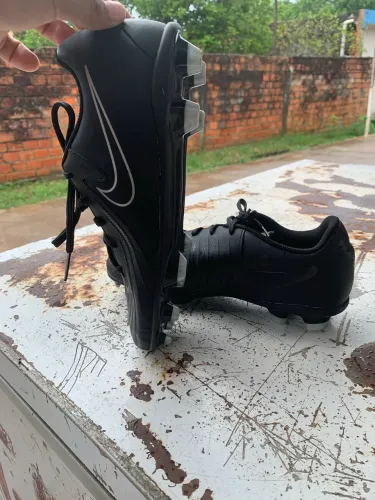 Chuteira Nike Phantom GX II Club Preta