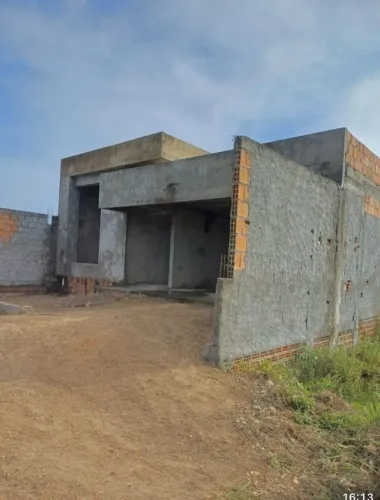 Vendo casa na caueira fase de acabamento