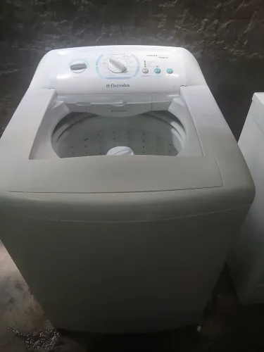 Máquina de lavar Electrolux 12kg
