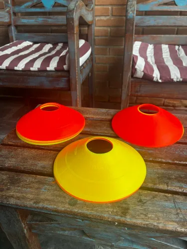 Kit Cones de Marcação para Treino - Amarelo e Laranja