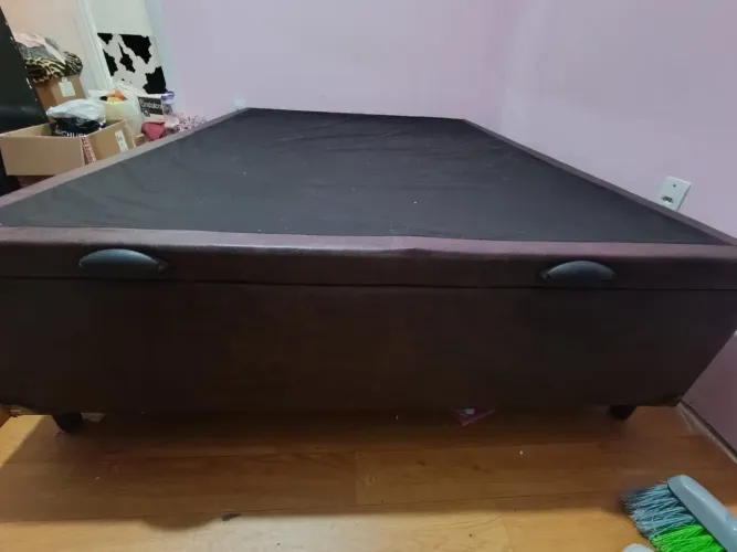 Cama Box casal baú